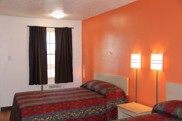 Room 35 of 44
