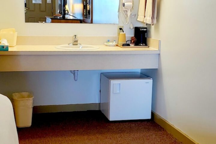 Room 85 of 258