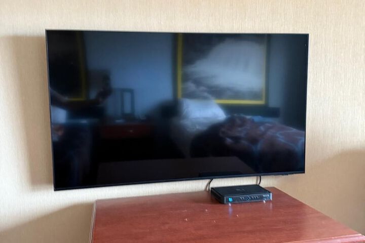Room 15 of 19