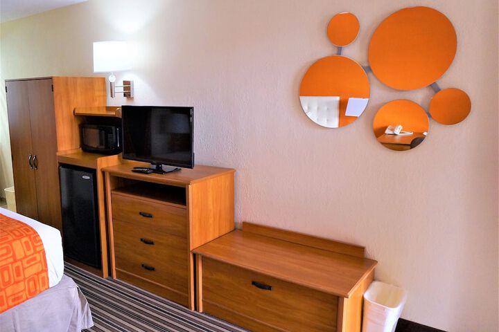 Room 40 of 81