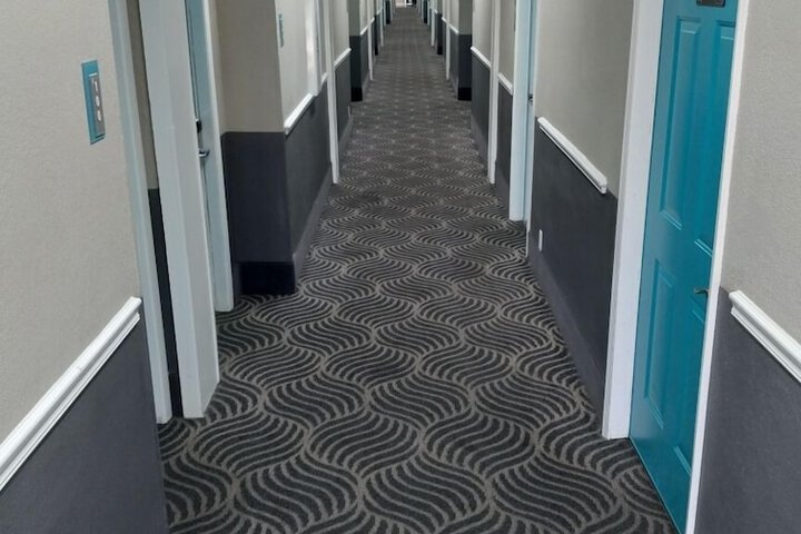 Ballroom/Hall 40 of 44