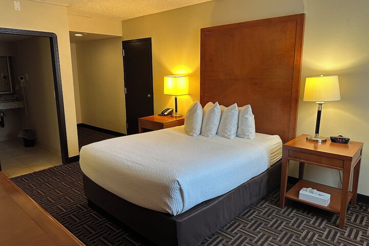 Wyndham Garden Medicine Hat Conference Center