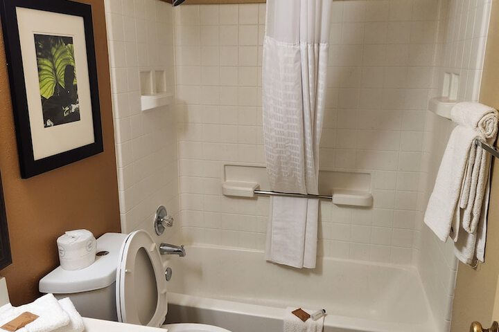 Room 12 of 20