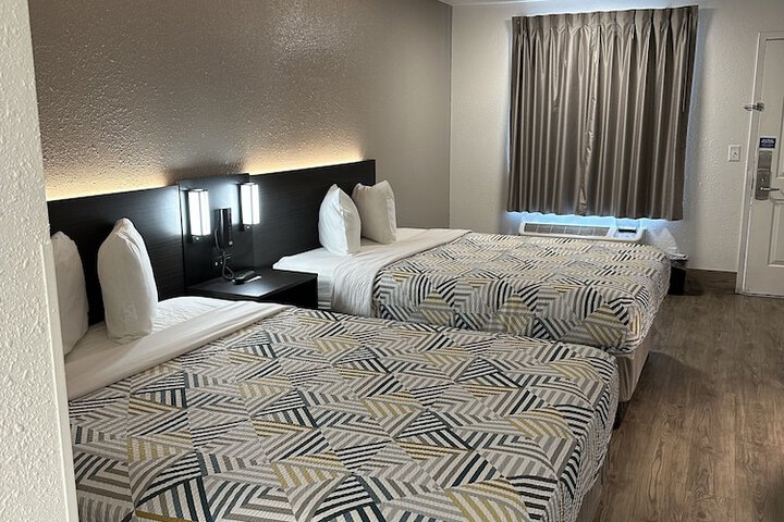 Room 40 of 50