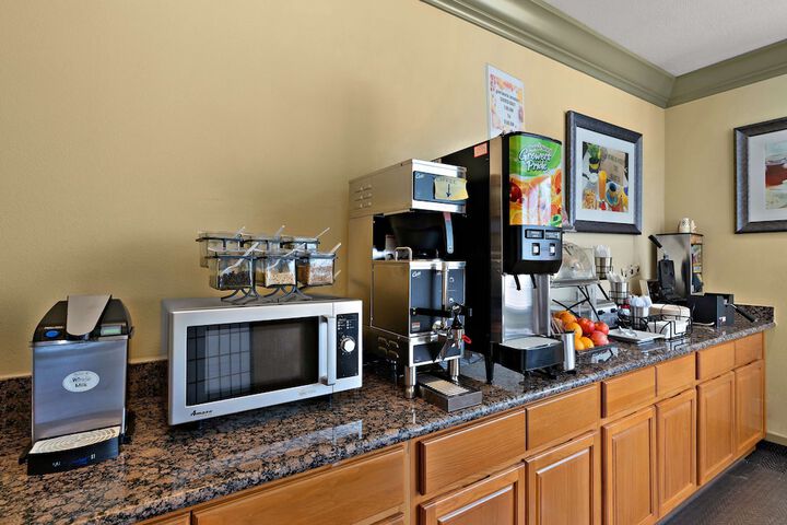 Breakfast/Coffee Service 28 of 30