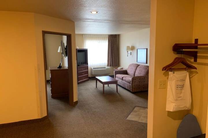 Super 8 by Wyndham Perryville