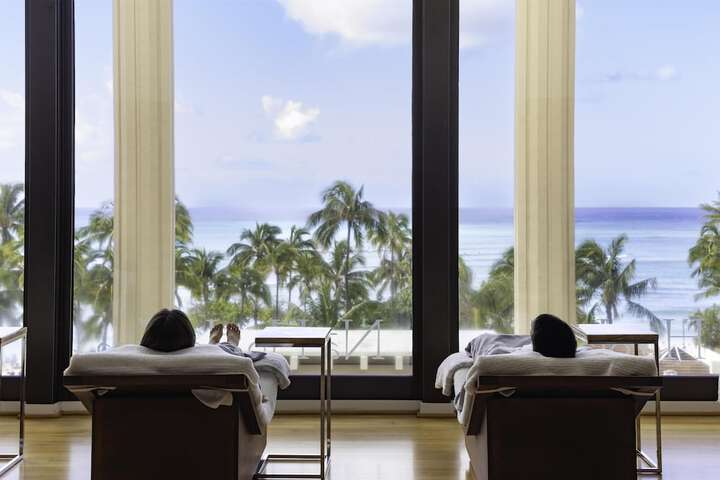 Hyatt Regency Waikiki Beach Resort & Spa