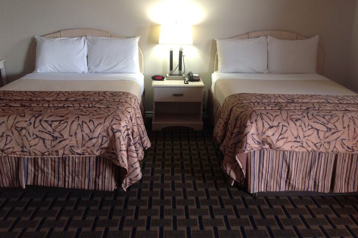 Room 14 of 18