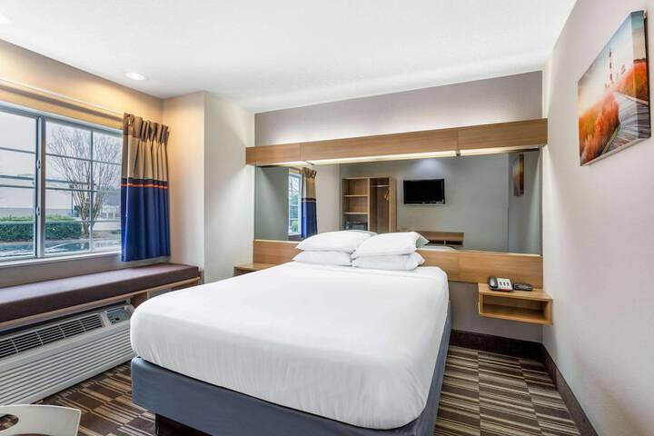 Room 19 of 24