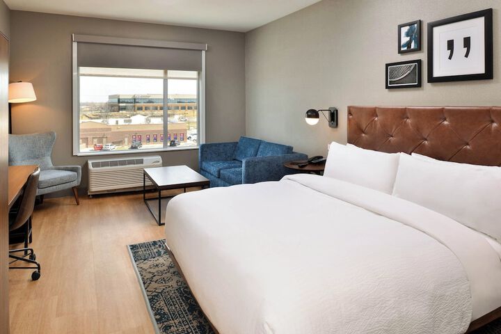 Room 18 of 34