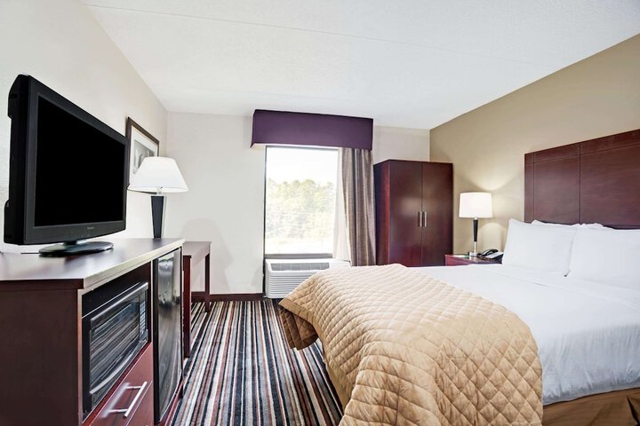 Room 20 of 40