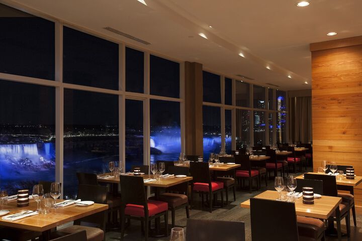 Dining 66 of 86