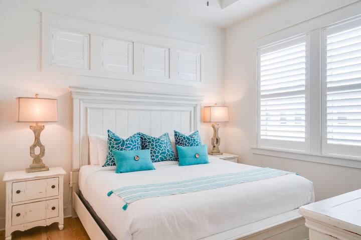 Prominence on 30A by Panhandle Getaways