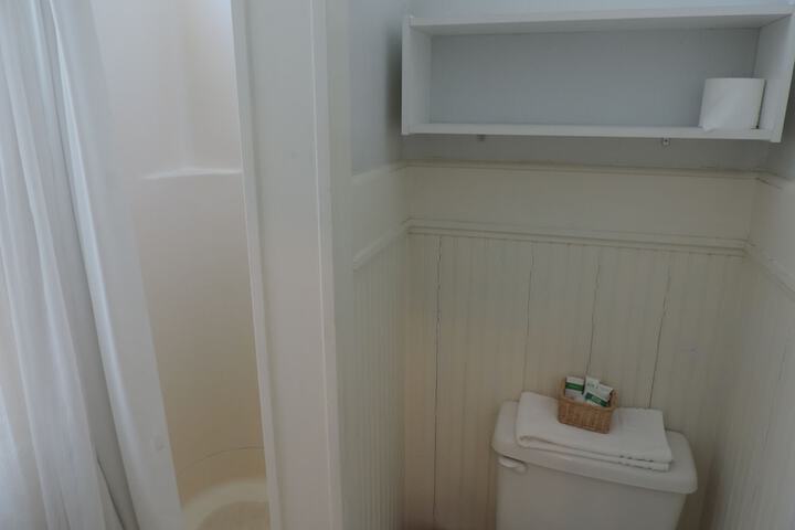 Room 55 of 80