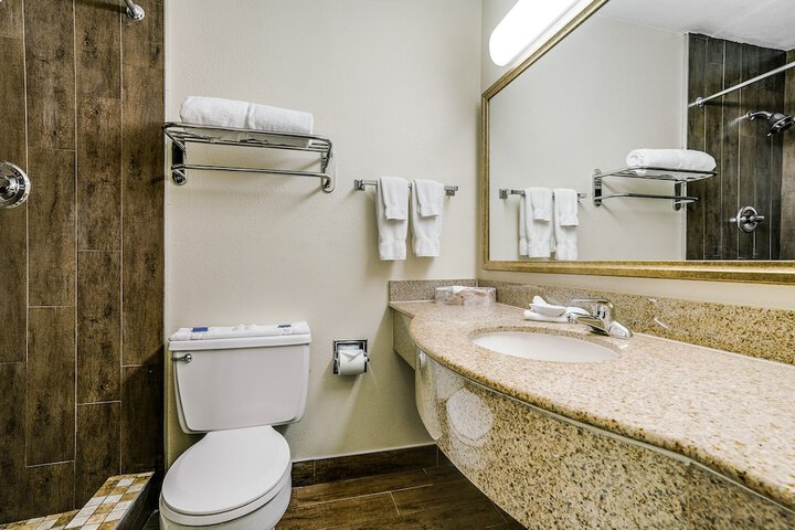Room 8 of 21