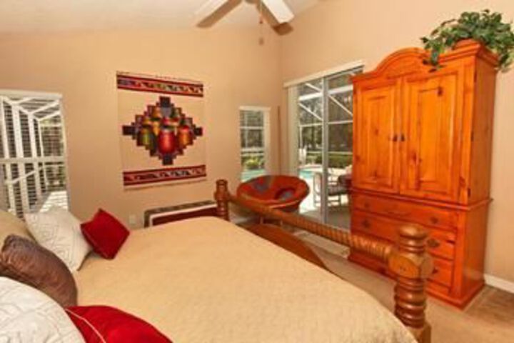 BRAND NEW 4 Bedroom Holiday home by Follow the sun vacation Rentals
