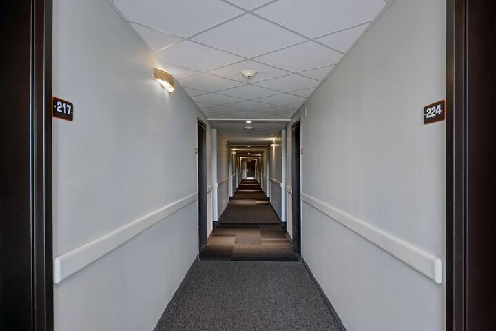 Ballroom/Hall 43 of 46