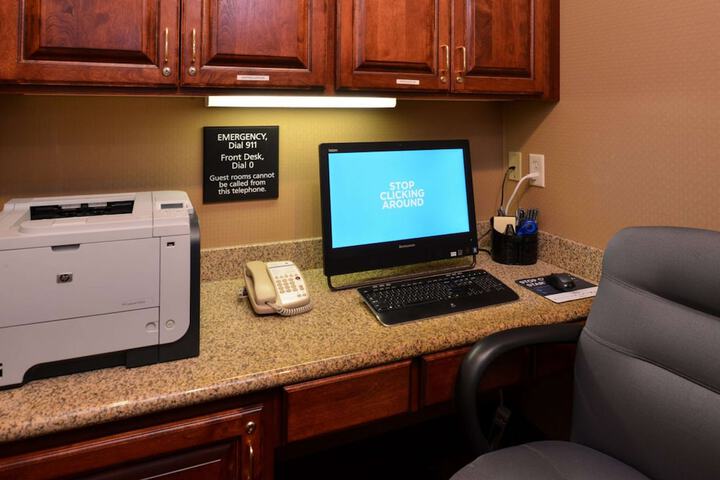 Business Center 43 of 43