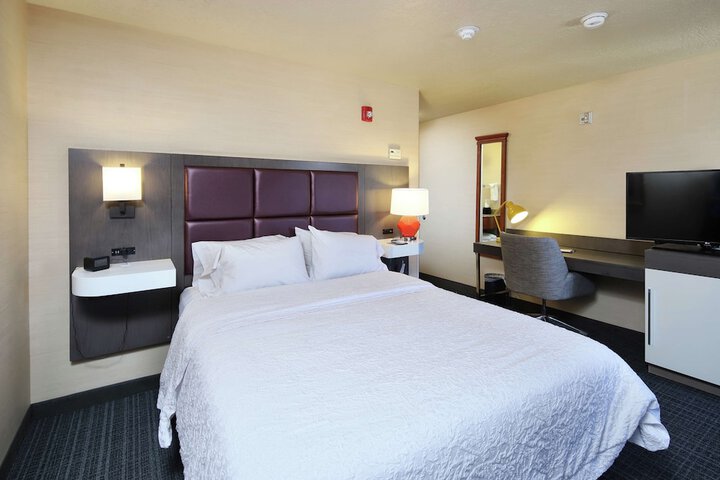 Room 19 of 44