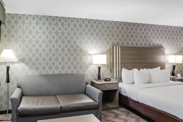 Room 22 of 63