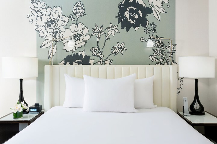 Room 21 of 61