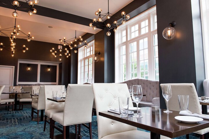 Redmont Hotel Birmingham Curio Collection by Hilton