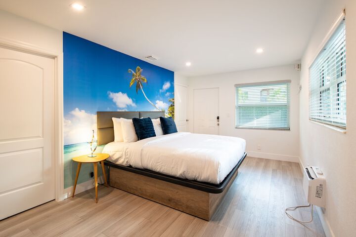 Room 28 of 85