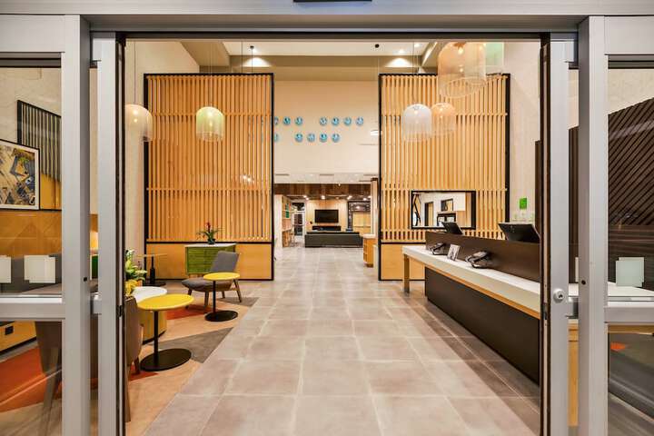 Holiday Inn & Suites Toledo Southwest - Perrysburg by IHG