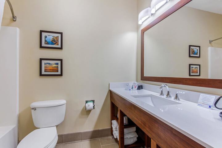 Room 15 of 40