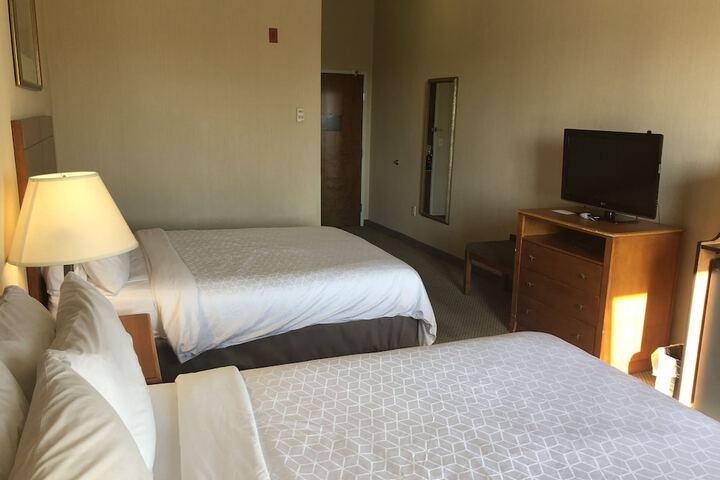 Room 27 of 63