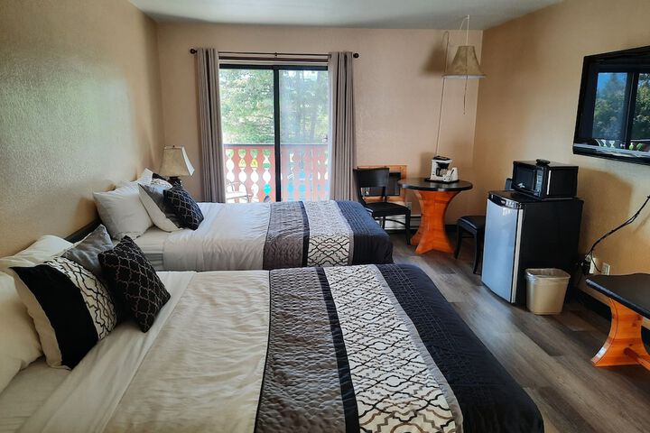 Room 6 of 6