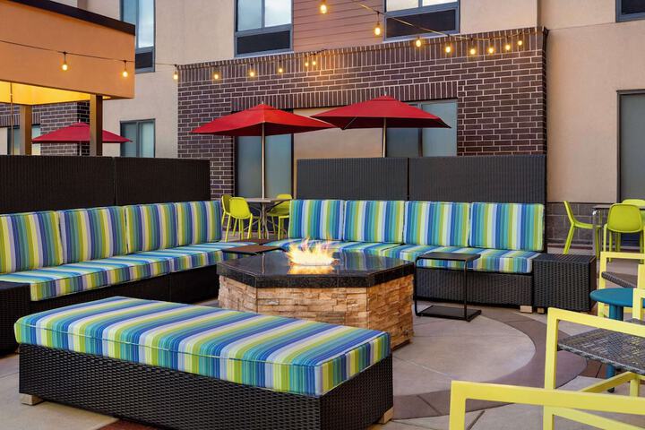 Terrace/Patio 46 of 48