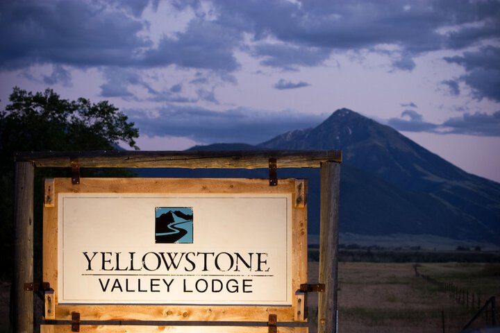 Yellowstone Valley Lodge an Ascend Collection Hotel