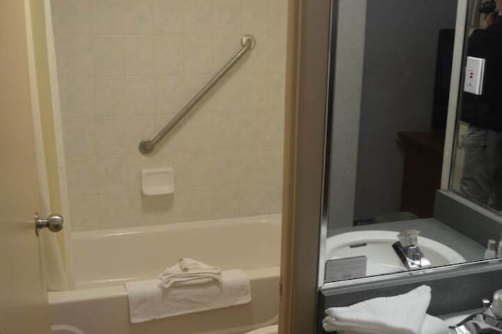 Room 43 of 53