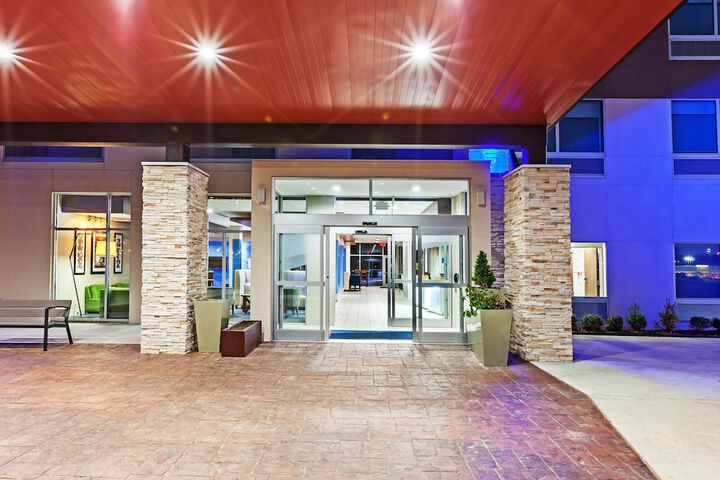 Hotel 4 of 41