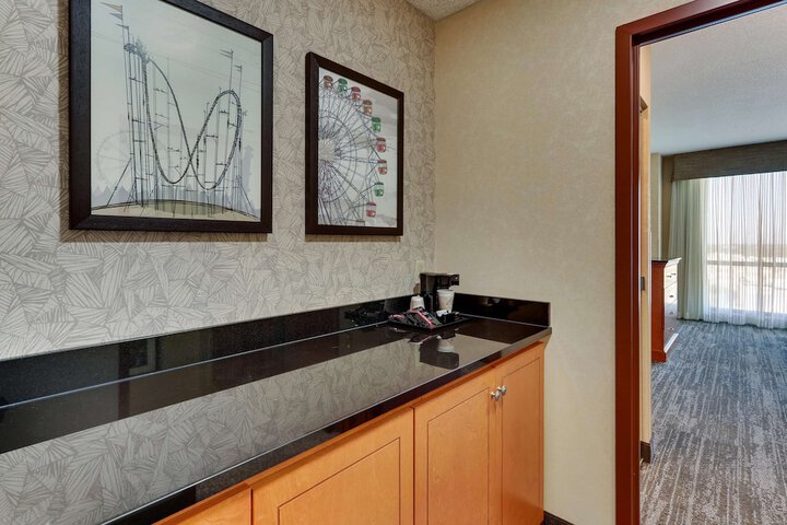 Room 23 of 53