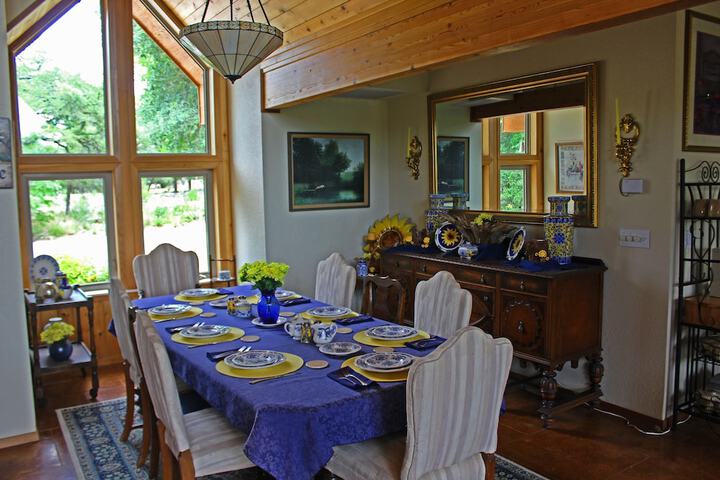 Breakfast/Coffee Service 21 of 27