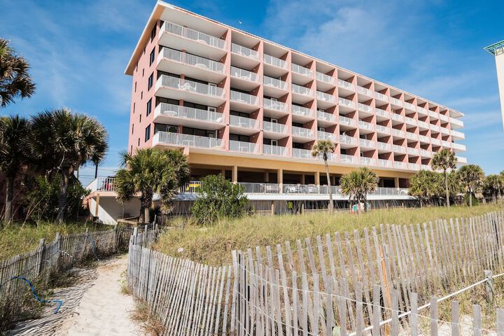 Hotel 7 of 114