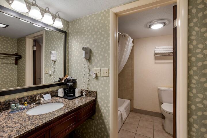 Room 11 of 45