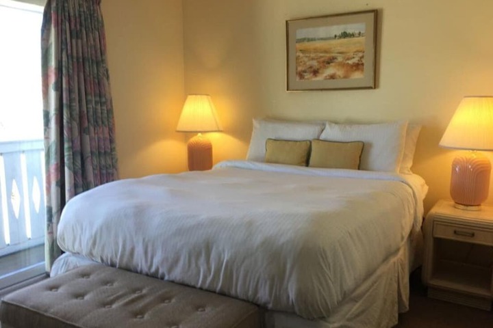 The Beach Rose Inn
