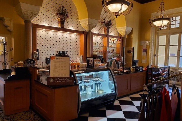 Arlington Resort Hotel and Spa