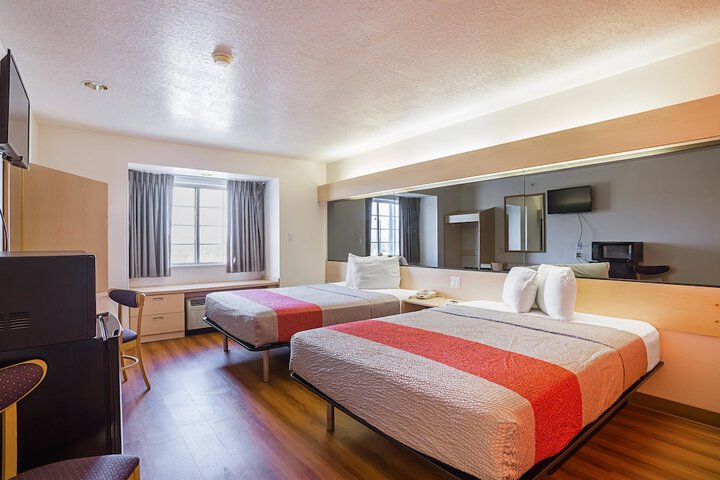 Room 22 of 41