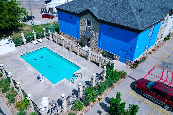 Pool 2 of 19