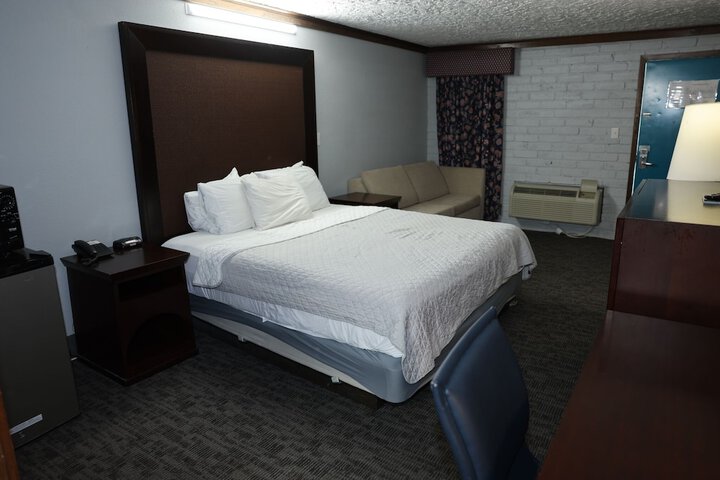 Room 26 of 31