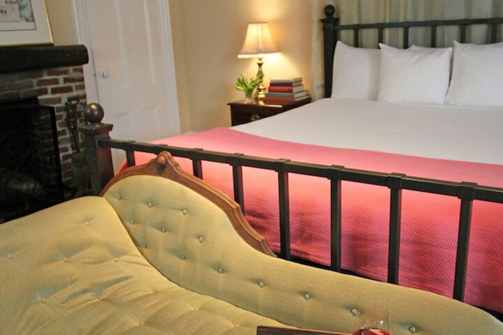 The Kennebunk Inn