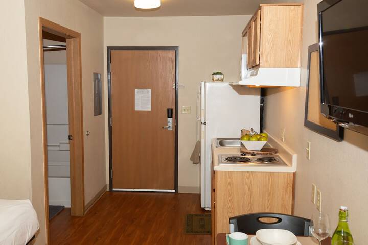 Room 13 of 17