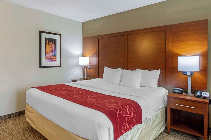 Room 46 of 104
