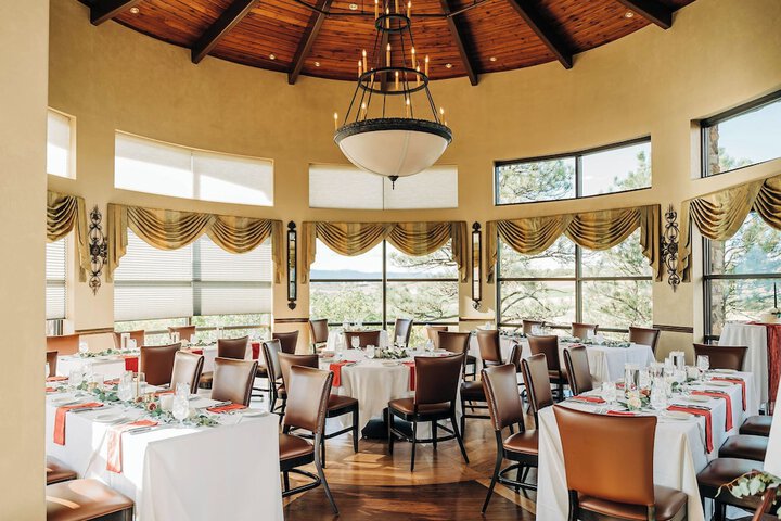 Flying Horse Resort & Club