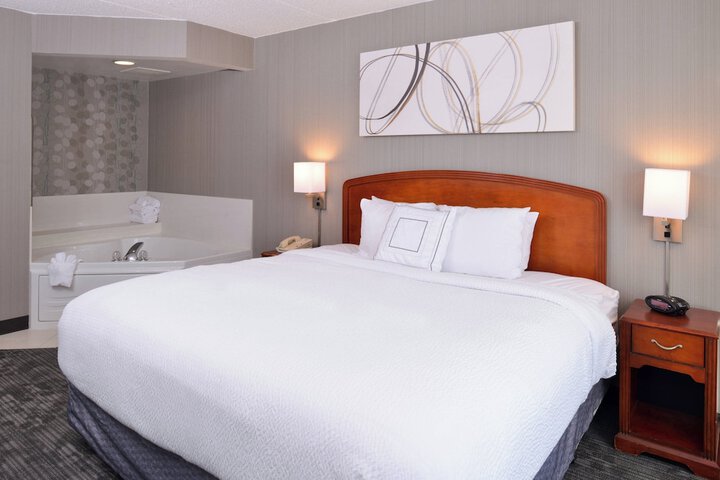 Courtyard by Marriott Charlotte Gastonia