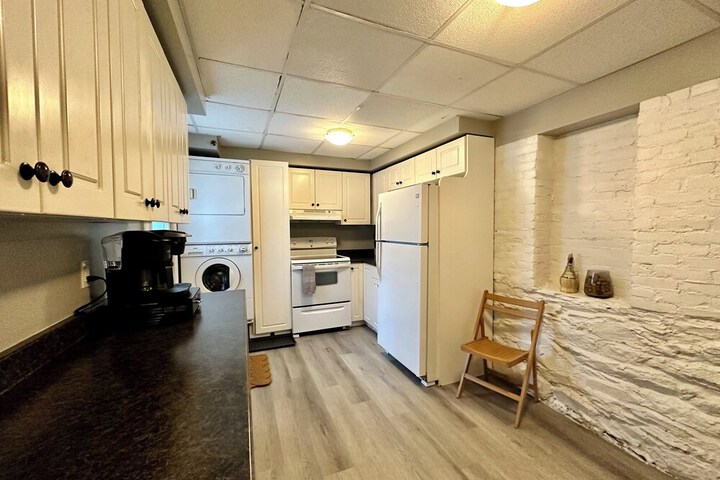 Hiltz House Suite Near Halifax Ferry